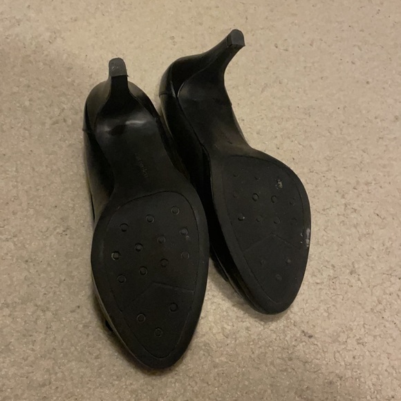 Naturalizer black pumps with bow size 7.5 M - Picture 8 of 8